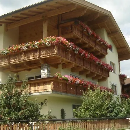 Ferienwohnung Kainer Carina Ried im Zillertal Exterior photo