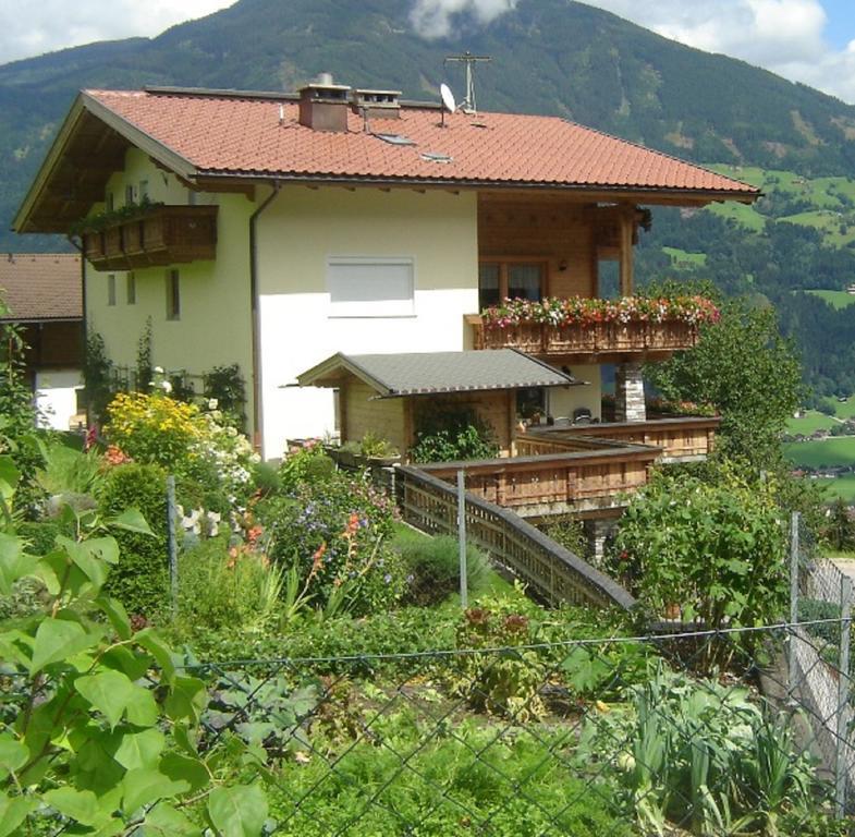 Apartamento Kainer Carina